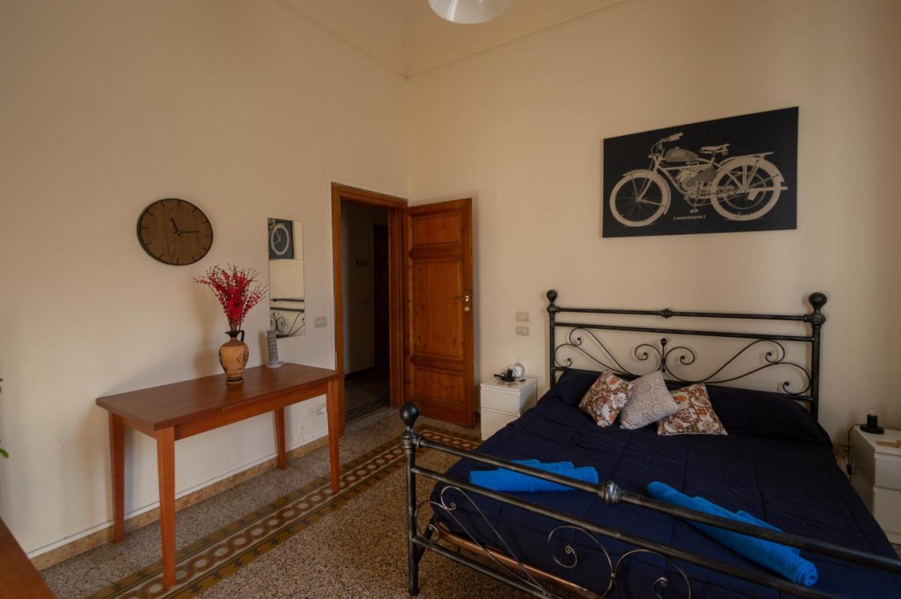 Bonanno Street Tower Free Parking Hotel Pisa Exterior foto